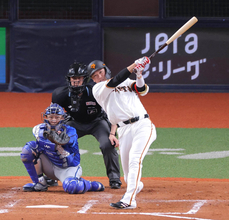 【巨人】ミスターまであと４本　坂本勇人が１０打席ぶり安打で通算２４６７安打