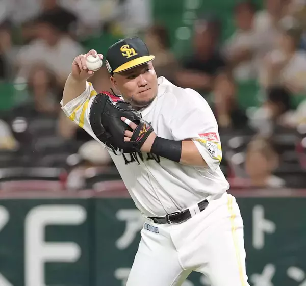 【ソフトバンク】タカの大砲が５・２９以来のスタメン！山川穂高が「６番・一塁」中村晃は体調不良でベンチを外れる