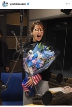 ＴＢＳ退社の良原安美アナ「最後の仕事を終えました」報告　「愛する同期」との３ショットも「実感が湧きません」