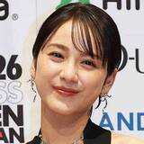 「平祐奈「神道が繋いでくれた」同じ大学、学部の５１歳歌手の誕生日を祝福！「神が２人」「一番きれい」の声！」の画像1