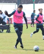 【Ｊ２札幌】ＤＦ大崎玲央が神戸時代の先輩、Ｊ２藤枝・槙野智章監督との“初対戦”を心待ち…２８日に敵地で対戦