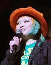 ブレイクから約２０年…ピン芸人・まちゃまちゃ　変ぼうした現在の姿！モヒカン→サラサラヘアに