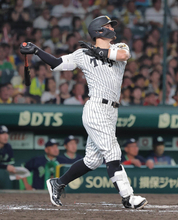 【阪神】佐藤輝明が先制１８号２ラン　大山悠輔も１２号ソロ　２者連続アーチで２カード連続勝ち越し　工藤泰成がプロ初勝利