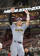 【阪神】佐藤輝明が因縁の相手・ハーンから勝ち越しの２点二塁打！「色々ありますけど勝って黙らせていくしかない」大山悠輔が死球うけて「警告試合」が宣告　４カード連続勝ち越しで単独首位キープ