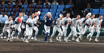 【甲子園】佐野日大・麦倉監督「先に点が取れた時にはイケイケノリノリでいける子ばかり」神村学園投手陣攻略なるか