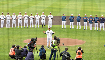 侍ジャパンが宮崎合宿を打ち上げ　近藤健介が手締め「最高の景色を見て、最高のチームとなって終われるように全身全霊で戦う」