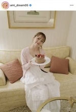 ３８歳になった元Ｅ－ｇｉｒｌｓメンバー「ずっと可愛い」「だいすきだよーー」Ｄｒｅａｍ　Ａｍｉの近影が話題