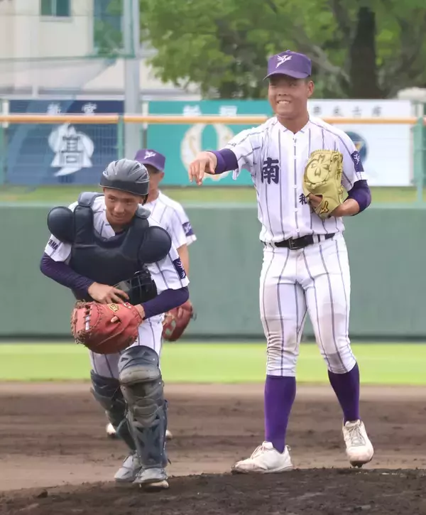 【高校野球】レゲエ校歌歌えず　２年ぶり単独出場の和歌山南陵がコールド負けも唯一の３年生・佐藤尋斗がケガを押し力投　後輩にみせた諦めない姿