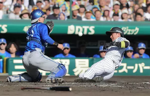 【阪神】２８イニング目の初得点！一度はアウト判定も…リプレー検証で覆る　大山悠輔が意地の一打　前夜まで３戦連続完封負けの３連敗で崖っぷち