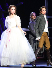 宝塚歌劇花組「Ｇｏｅｔｈｅ（ゲーテ）！」開幕　永久輝せあ「この作品を愛してほしい」