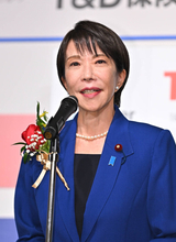 ガチで心に残った新語・流行語は？「働いて働いて」まさかのランク外「長袖」「ラブブ」など上位に