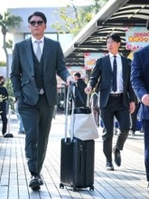 【巨人】東京Ｖと宮崎空港で“ニアミス”…則本昂大、松本剛ら合同自主トレ参加メンバーが現地入り