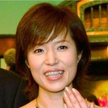 ２４歳年下男性と離婚から７年…６２歳の近影に衝撃「モデルさん」「１００倍お綺麗」上品な磯野貴理子