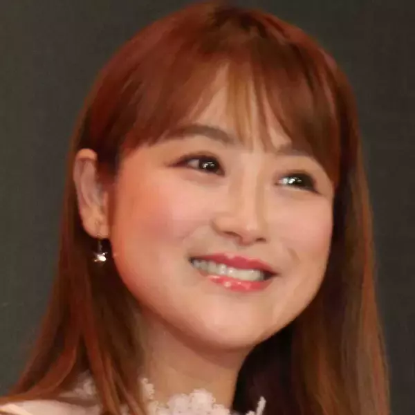 「３９歳には見えない」「若々しくって綺麗」鈴木奈々の義姉が「めちゃくちゃ可愛い」「素敵」と話題