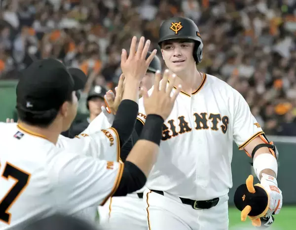 「【巨人評論】「打線では最大の収穫」村田真一氏が阪神３連戦２発５打点の主砲ダルベックを称賛「甘い球を仕留めることができているね」」の画像