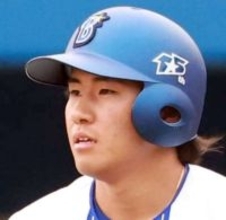 【ＤｅＮＡ】ドラ３ルーキー・宮下朝陽がプロ初安打　３回に集中打で逆転