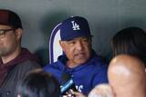 「ロバーツ監督、わずか３得点の打線に険しい表情「厳しい」「もっと点を取れたはず」　連勝が「４」でストップ…５０試合連続出塁の大谷は絶賛」の画像1