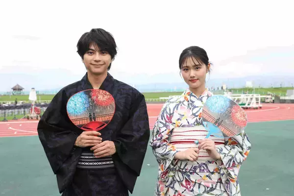 ｔｉｍｅｌｅｓｚ・佐藤勝利、長岡まつり大花火大会を初訪問　グループの楽曲に合わせて花火が夜空彩り「本当に感激」「最後を自分たちの楽曲で」
