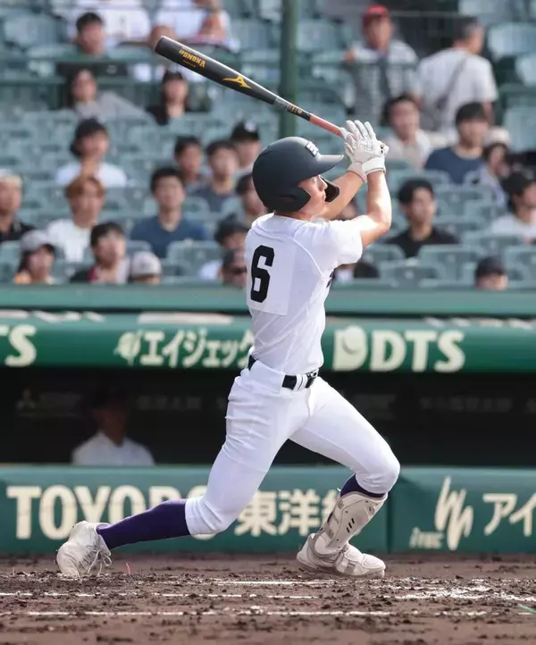 【甲子園】先制は天理！「流れを変える４番」金本相有が大会２本目の本塁打で勢い