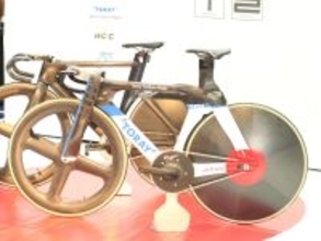 自転車トラック種目　パリ五輪は東レ開発　１９８５万円の新モデルで金メダルへ「思った以上にスピードが出る」