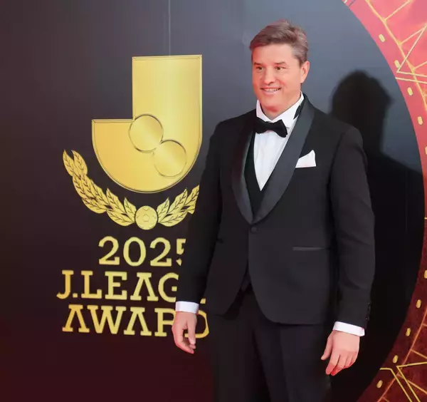 【Ｊリーグアウォーズ】柏・ロドリゲス監督が優秀監督賞「（鹿島がどこかで）勝ち点を取りこぼしてくれると思った」