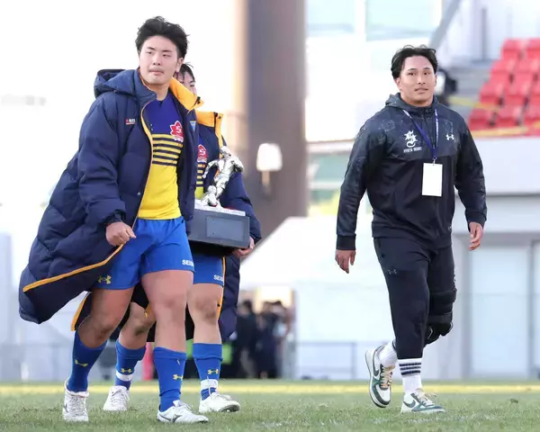 【高校ラグビー】京都成章、左膝手術で裏方に徹した主将・笹岡が涙「仲間たちに感謝」２度目決勝も一歩届かず