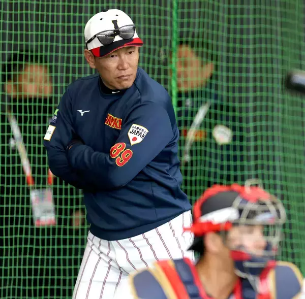 侍ジャパンの３捕手分担プランを井端弘和監督が明かす　「いい捕手がいるのでそれもできるかな」