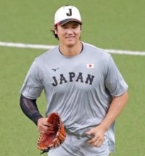 栗山英樹氏、前夜無安打で第１打席も凡退の“愛弟子”大谷翔平の現状を分析「まだ調整段階。やらなきゃいけないので、そこは本当に信じていきたい」