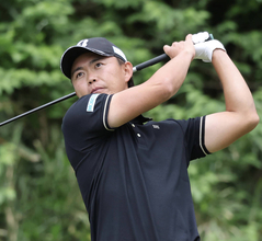 木下稜介が単独首位守り後半へ　勝俣陵が１差２位、藤本佳則は２差３位　蝉川泰果が猛追中 今季メジャー初戦日本プロ選手権