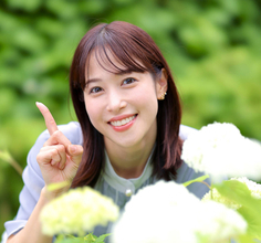 「しばらく見ないうちに」元テレ東人気アナ、３６歳の最新姿　２歳娘が「めちゃ可愛い」「幼い頃を思わせる」鷲見玲奈アナ