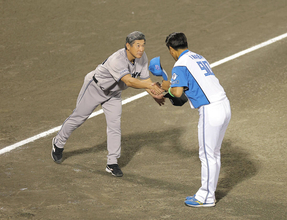 【ファーム日本選手権】巨人は日本ハムに敗れ、日本一ならず　石井琢朗２軍監督「今後に個々がどうやって生かしていくか」