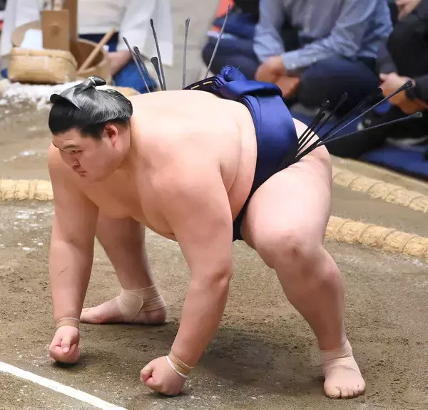 【１４日目の見どころ】大の里、綱の意地見せるか　結びの一番で２敗のトップ・安青錦と　３敗対戦は馬力かうまさか　熱海富士と霧島