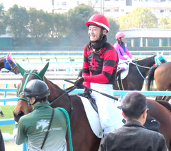 騎手仲間からは「完璧だったぞ！」の声　小倉４Ｒで小林凌大騎手が障害初騎乗　１０着も笑顔「終始、楽しく終われました」