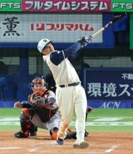 【ヤクルト】オスナが２号逆転３ラン　１５戦ぶりムーンショットで“確信歩かない”　プロ初先発の増居翔太を強力援護