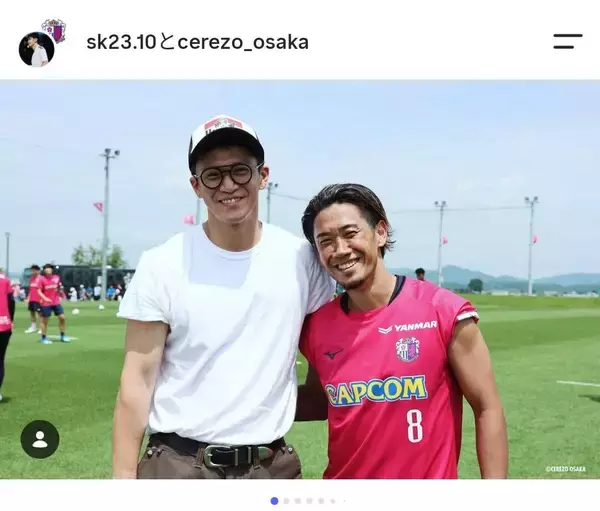 小栗旬　現役サッカー選手との２ショ仰天「デカッ！！」「オーラあるなぁ」１８２センチ…香川真司と親交「人脈広すぎ」