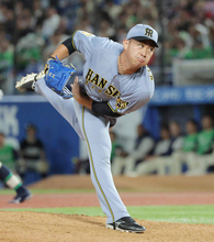 【阪神】桐敷拓馬が宮本丈の右肘付近に死球…深々と頭を下げて謝罪　８・２６中日戦で土田龍空に死球を与え右肩甲骨骨折