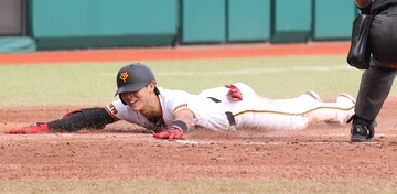 【巨人】宇都宮葵星が”ランニングホームラン”　守備の乱れで快足飛ばし一気に生還…２軍戦