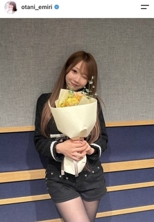 イコラブ大谷映美里、ショーパン美脚＆へそチラ姿で「卒業」を報告「とても大切な番組」