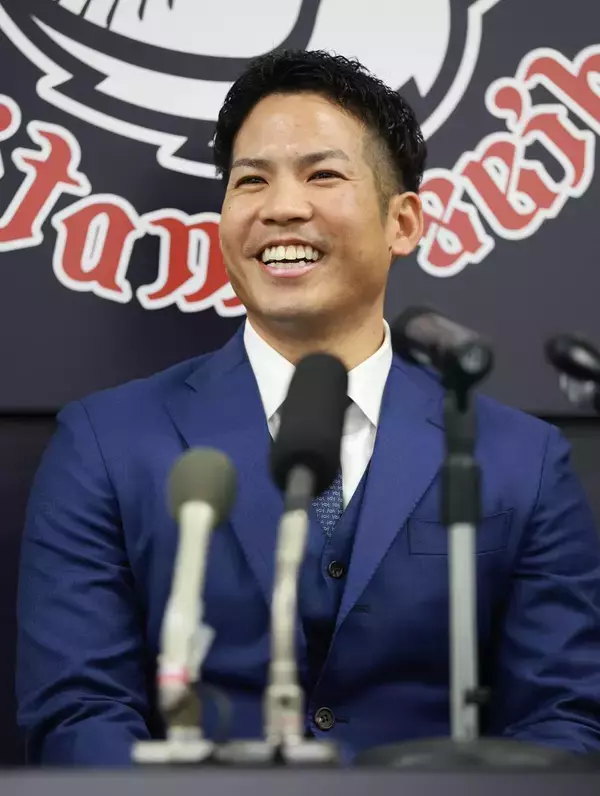 【西武】桑原将志が入団会見「とにかく勝ちに対して貪欲に、僕らしいプレーを」　背番号「７」