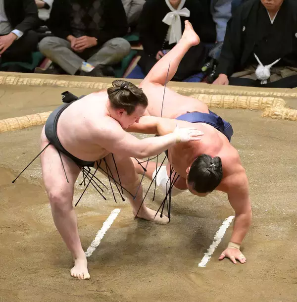 横綱と大関の番付が逆転したような一番だった　安青錦の新大関Ｖ確率は極めて高い…元大関・琴風の目
