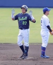 【ヤクルト】中村悠平、中日・高橋宏斗との「侍対決」で貫禄二塁打　２３年ＷＢＣの“胴上げ捕手”が今季初実戦で初安打