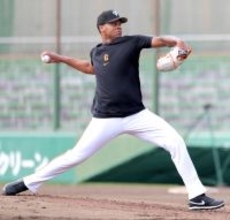 巨人のルシアーノが先発調整へ　リリーフ４戦連続０封も守護神マルティネス復帰で抹消