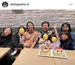 「世界中の色々なお母さんたちに」石田純一の妻・東尾理子、母の日に幸せ家族ショットを多数公開！