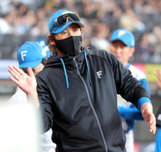 【日本ハム】新庄剛志監督が打法を命名「昨日代打送りやがって打法ｂｙ幸太郎＆ジェイ」「昨日スタメン外しやがって打法ｂｙジェッシー」