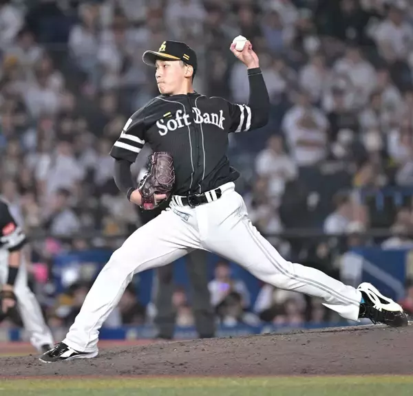 【ソフトバンク】前田悠伍、引退試合のロッテ・角中勝也に最後まで真剣勝負を挑み３球三振「真っすぐ全部とかは全く考えていなかった」