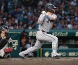 【巨人】相手の失策からキャベッジ、大城の連打で対戦９戦連続勝ちなしの才木から先制点