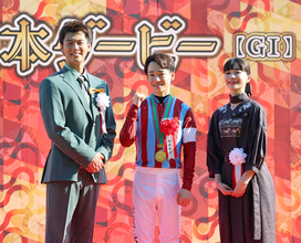 竹内涼真が日本ダービー終了後にトークショー　松山弘平騎手と顔合わせるも「１番人気を買っても仕方ないので…。大負けしました」