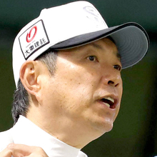 【ソフトバンク】小久保裕紀監督、アウトカウント勘違いの栗原陵矢に指摘「隙でしょう、どう考えても」