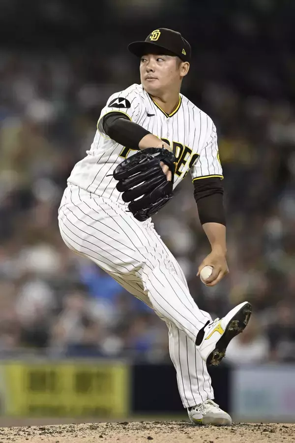 松井裕樹、メジャー最高勝率ブルワーズ相手に３者凡退で後半戦チーム最多の３勝目　メジャー通算１０勝に到達