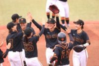 巨人女子　異例の有料興行で優勝…清水美佑がノーノー　佐々木麟太郎の妹・秋羽も兄の前で適時打